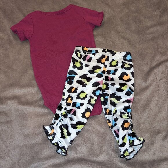 Baby Girl "Mini" Onesie and Leopard Rouched Crop Pants - Picture 5 of 5